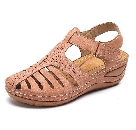 Damen nan geschlossene Slingback-Sandale mit perforiertem Obermaterial, ergonomischem Komfortfußbett und leichtem Keilabsatz Echo Archiv