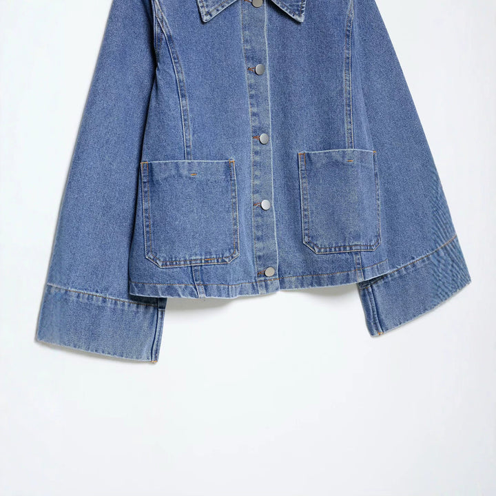 Damen Oversize-Jeansjacke mit Hemdkragen und großen aufgesetzten Taschen Echo Archiv