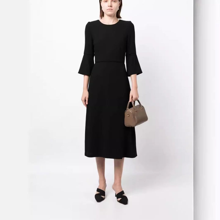 Damen Midikleid mit taillierter Silhouette und Trompetenärmeln Echoarchiv