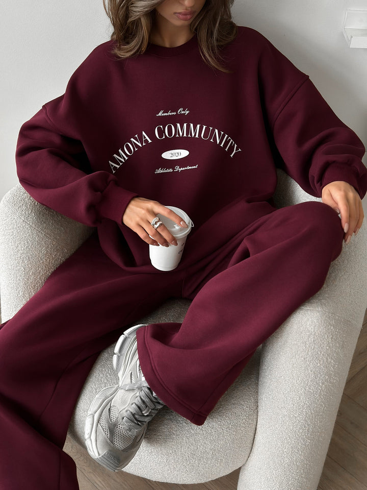 Damen weiches Oversize-College-Sweatshirt und hochgeschnittene weite Jogginghose – Avérine