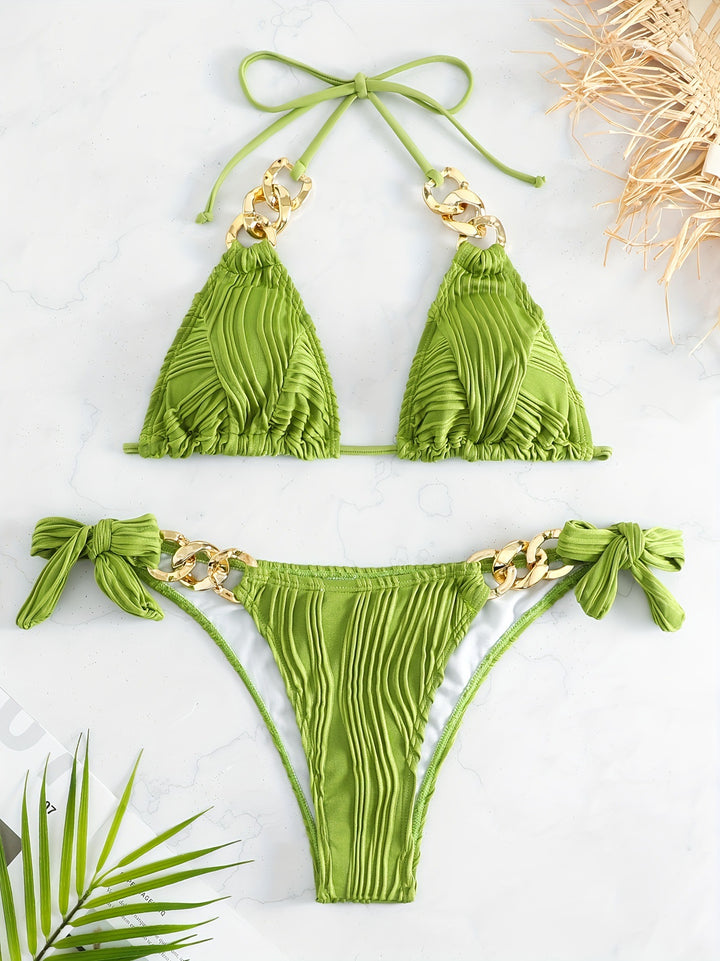 Damen Bikiniset mit luxuriösen Rüschen und goldenen Kettenakzenten Echo Archiv
