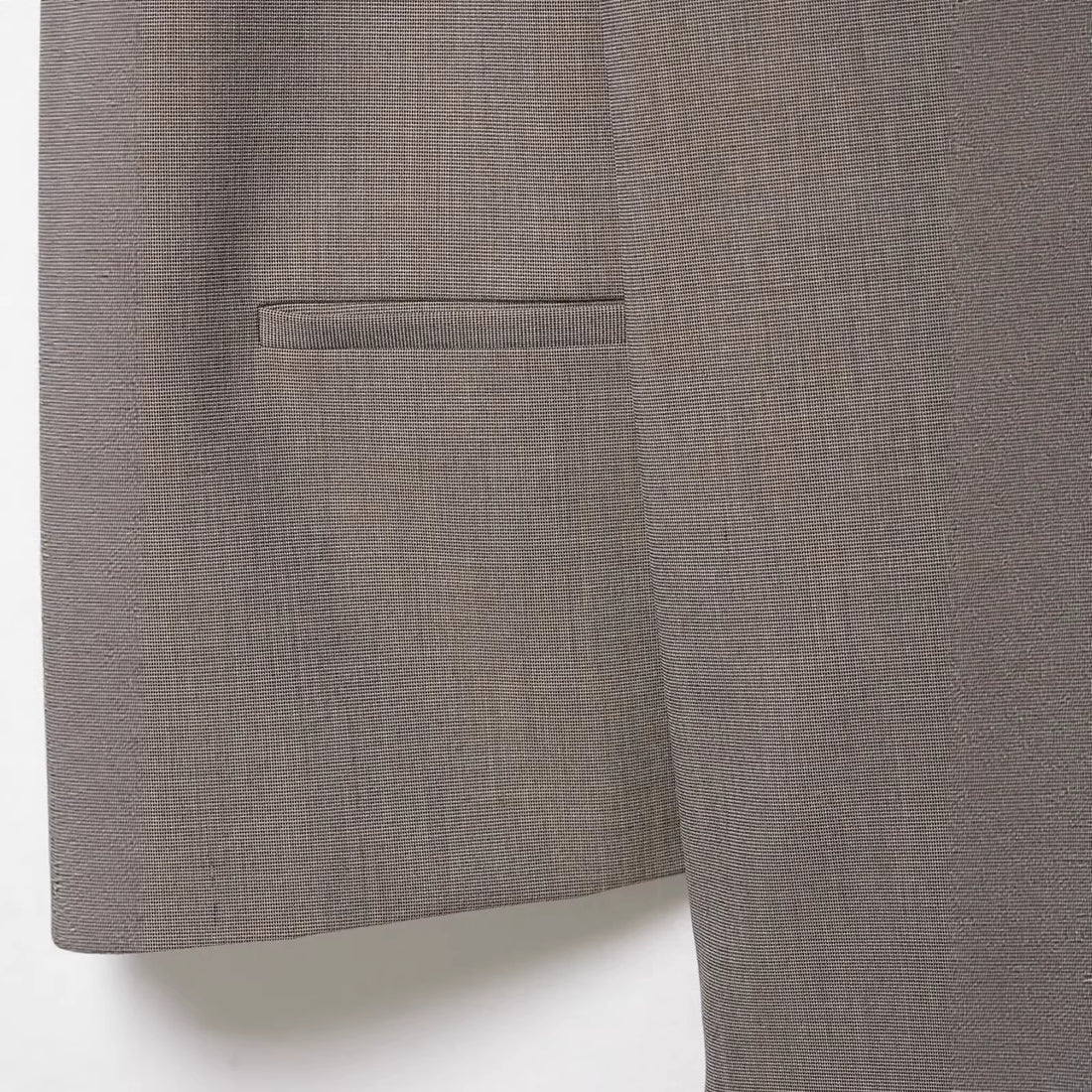 Damen Kurzblazer mit asymmetrischer Knopfleiste und Stehkragen Echoarchiv