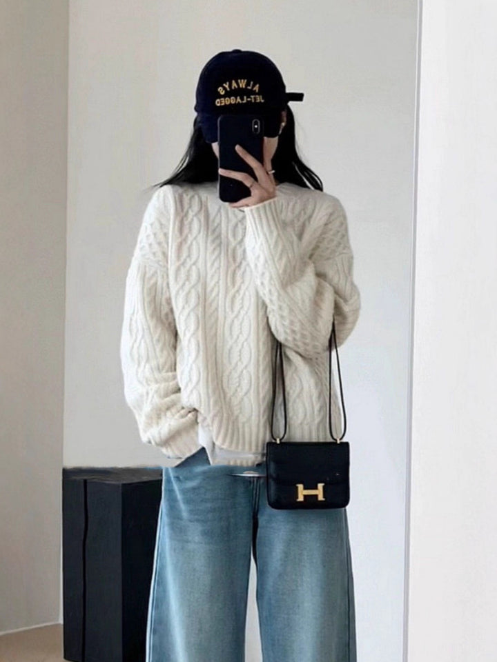 Damen Oversize Zopfmuster‑Pullover mit Rundhalsausschnitt und lässiger Schulterpartie Echoarchiv