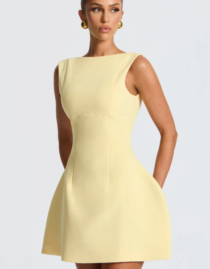 Damen Sommerkleid mit elegantem Schnitt Echo Archiv