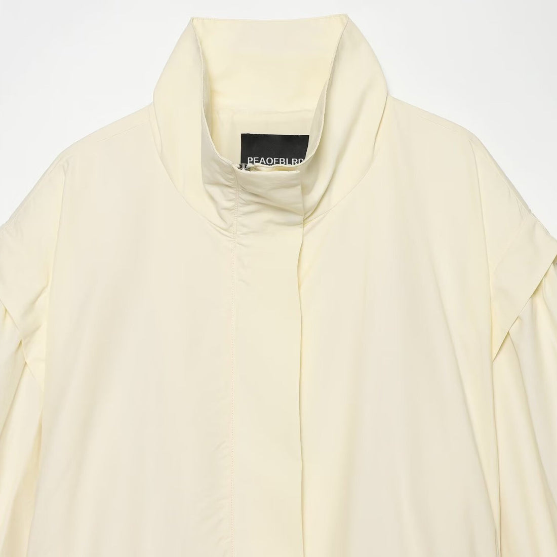 Damen Leichte Taillierte Jacke mit Stehkragen, Bindegürtel und Cape-Ärmeldetail Echoarchiv