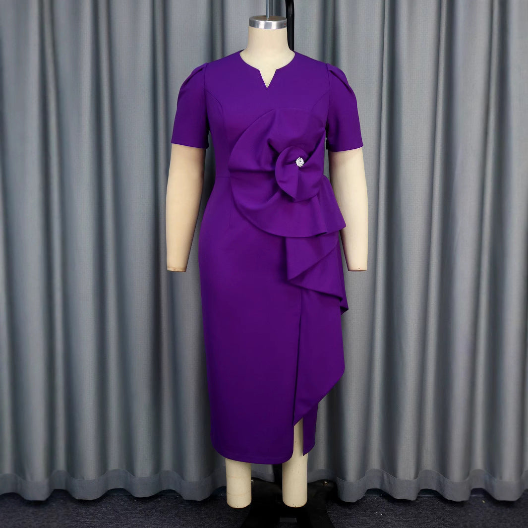 Damen Elegantes und figurschmeichelndes Kleid mit floralem Detail Echo Archiv