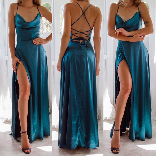 Elegantes Maxikleid für Damen mit fließenden und verführerischen Spaghettiträgern – Echo Archiv