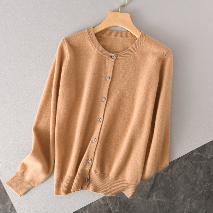 Damen Leichter Rundhals-Knopfcardigan in Kaschmiroptik mit feiner Rippkante und lässiger Silhouette Echoarchiv