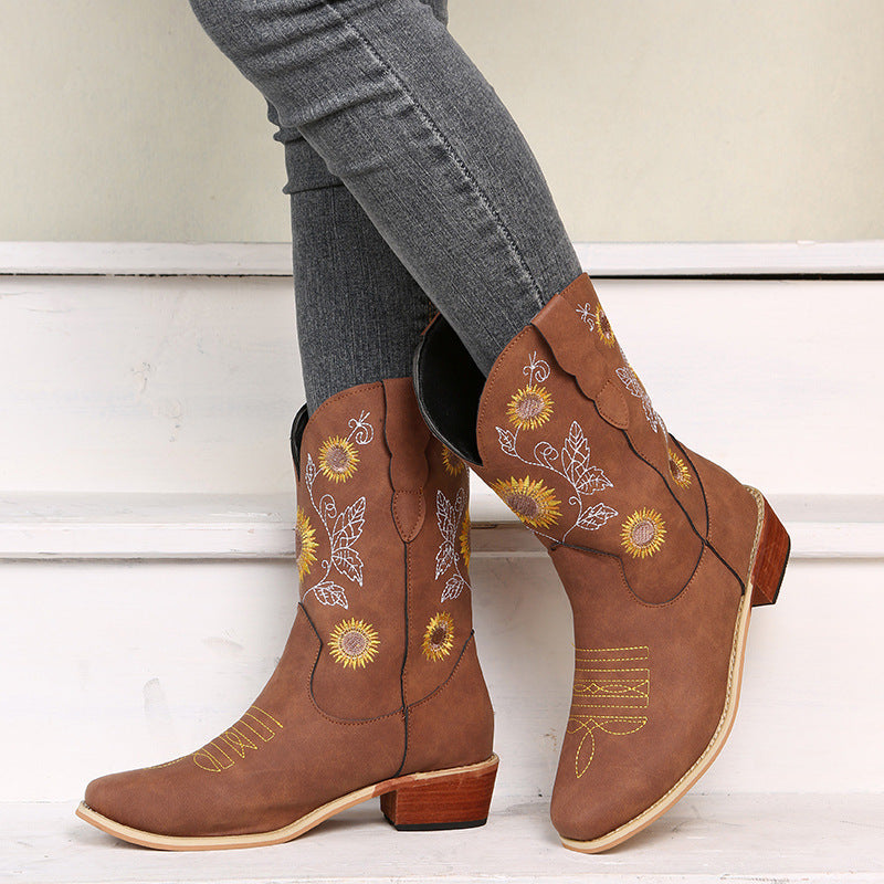 Damen Bestickte Western‑Stiefel mit Sonnenblumenmotiv und mittlerem Blockabsatz Echo Archiv