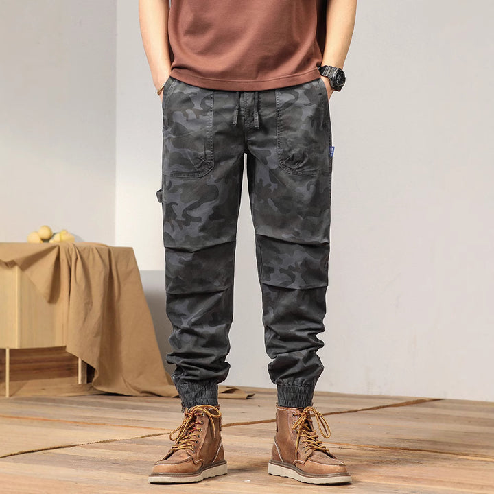 Herren Camouflage Utility-Joggerhose mit elastischem Tunnelzugbund, Kniefalten und Mehrfachtaschen Echo Archiv