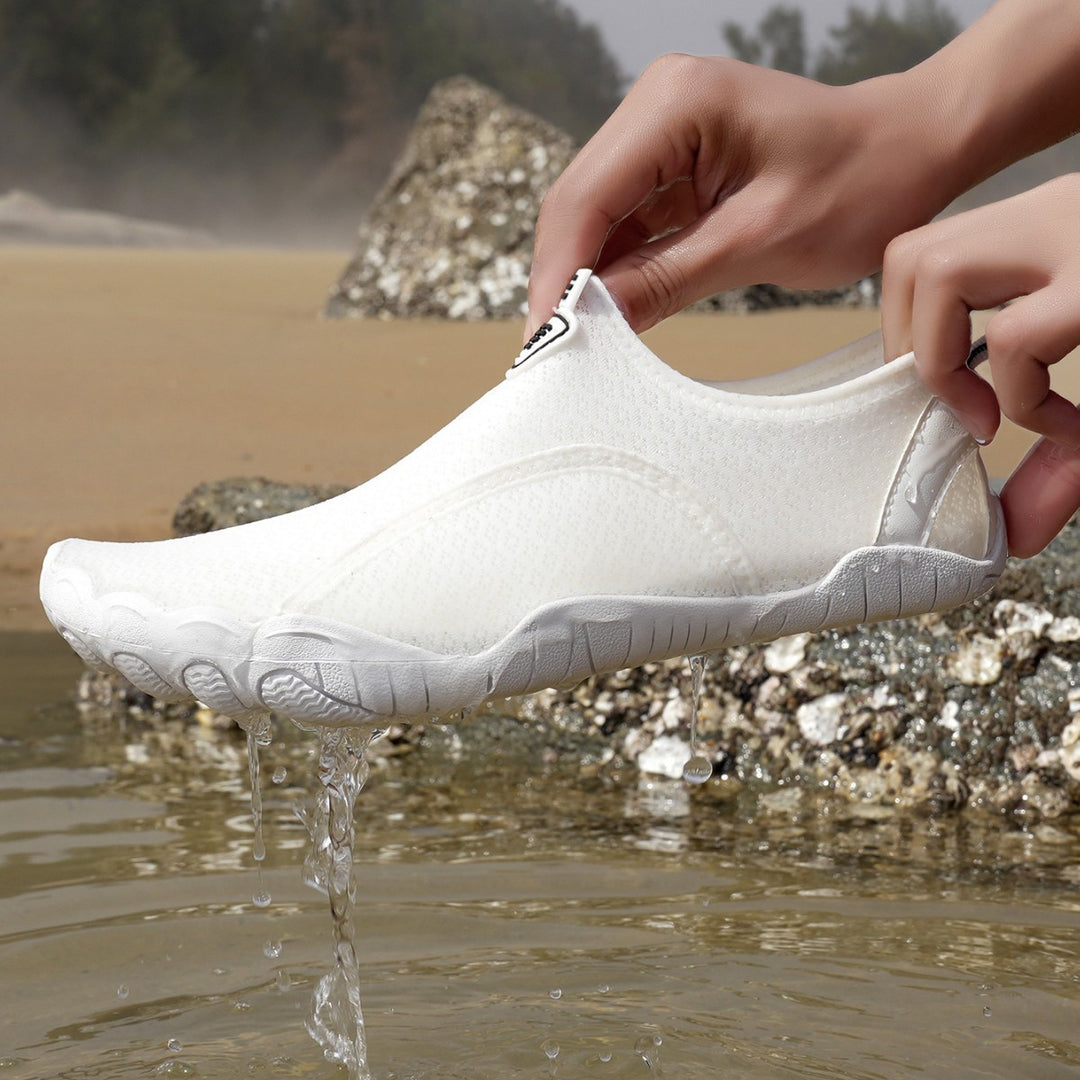 Damen nan leichte und flexible Wasserschuhe mit atmungsaktivem Strick-Obermaterial und rutschfester Profilsohle Echo Archiv
