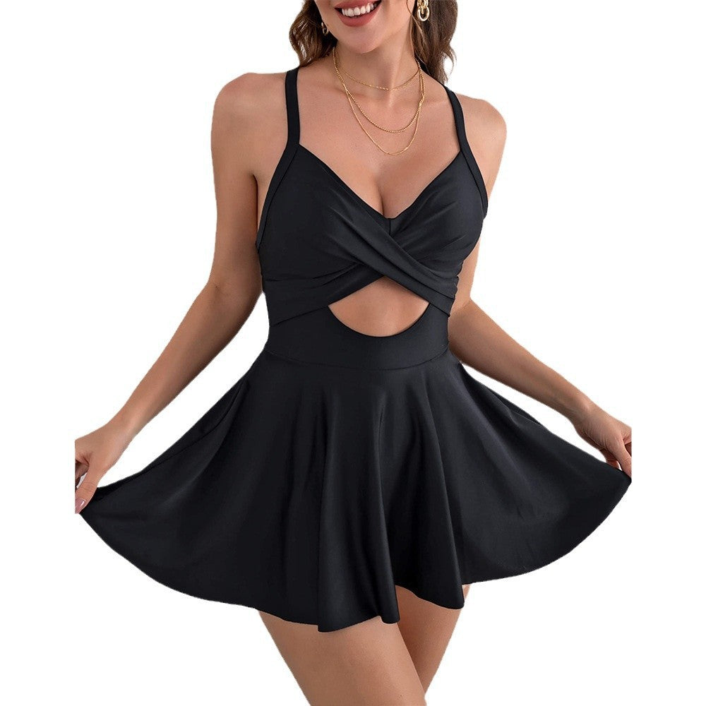 Damen Einteiliger Badeanzug mit Wickelrock und trendy Cut-Out Echo Archiv