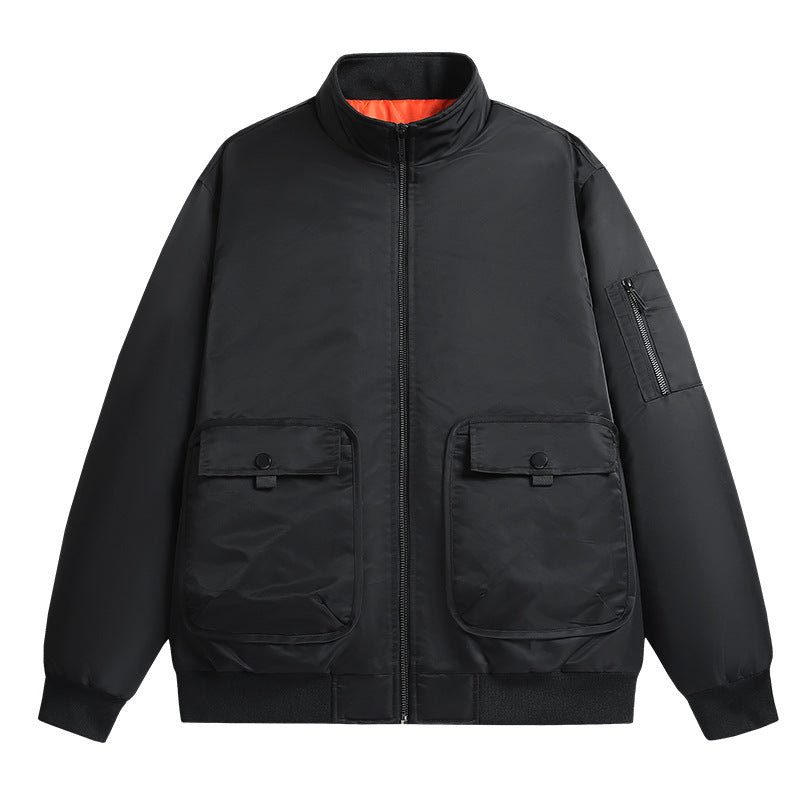 Herren Bomberjacke mit Stehkragen, Utility-Taschen und wattierter Thermoisolierung Echoarchiv