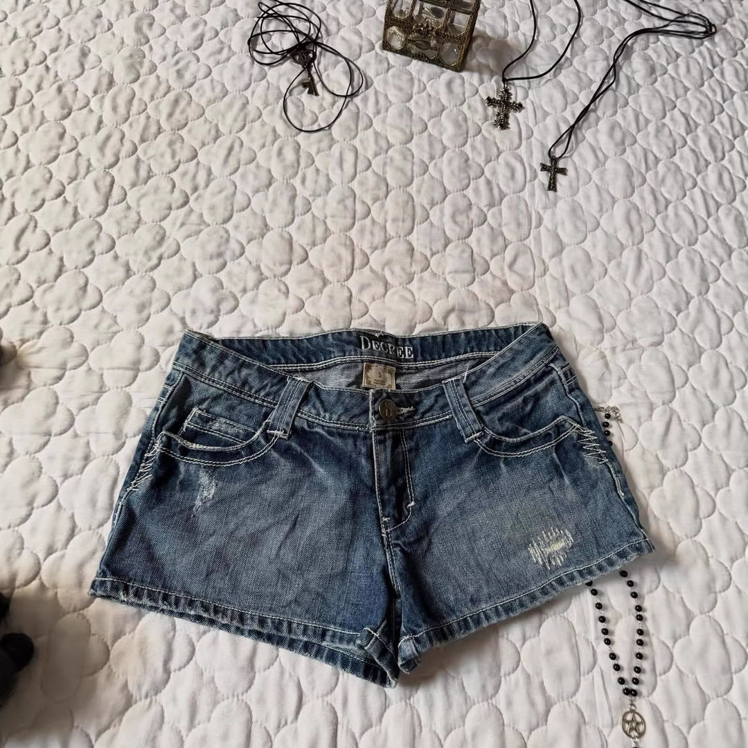 Damen Denim-Shorts mit distressed Details Echo Archiv