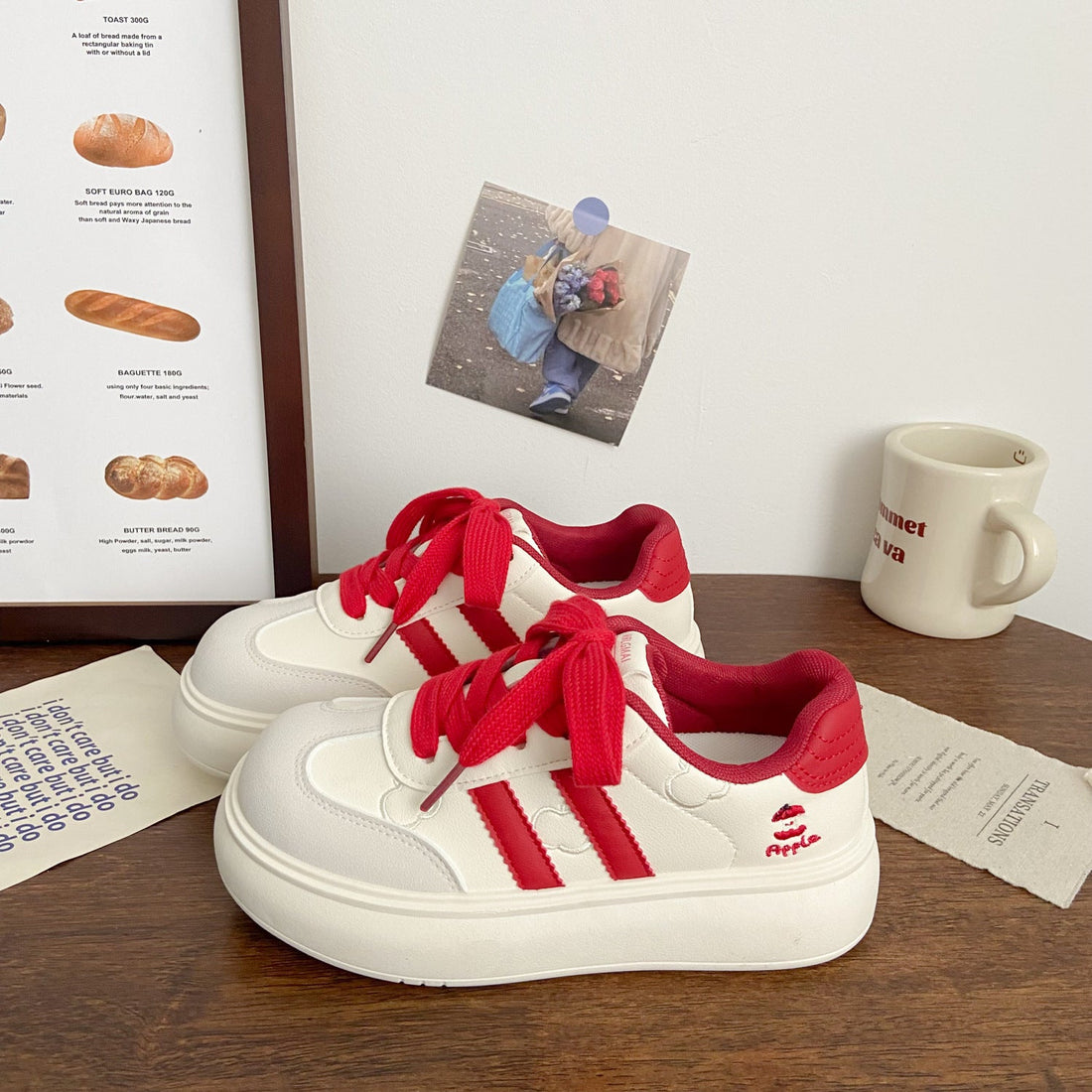 Damen Plateau-Laufsneaker mit verspielten Applikationen und atmungsaktiver Sohle – Névara