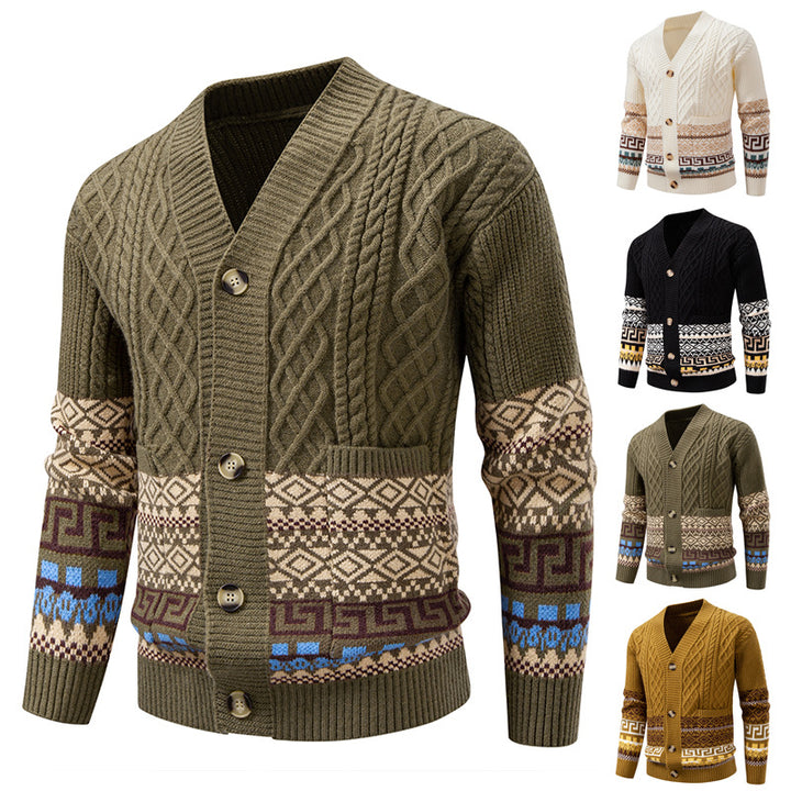 Herren Grobstrick-Cardigan mit Zopfmuster, Jacquard-Bändern und markanter Knopfleiste Echo Archiv
