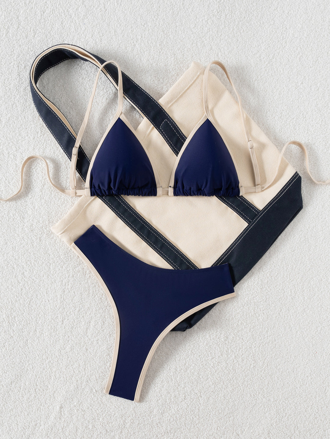 Damen Triangel-Bikini mit verspieltem Palmenmuster Echo Archiv