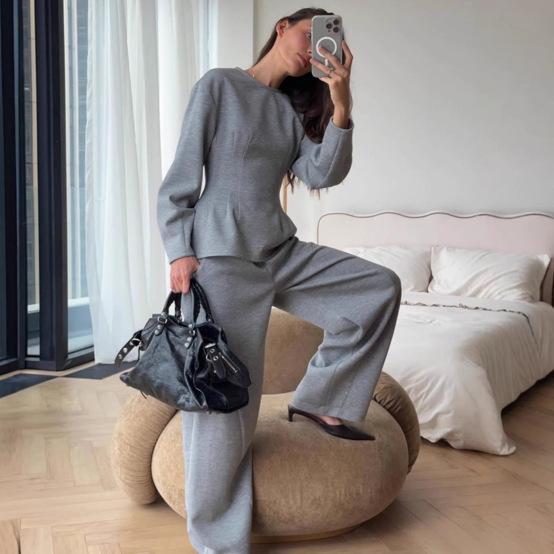 Damen Tailliertes Peplum-Oberteil mit Wiener Nähten und weitem Lounge-Hosen-Set Echo Archiv