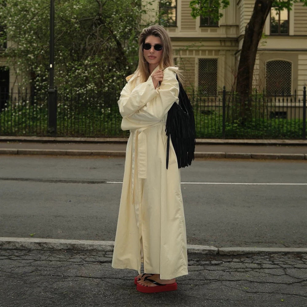 Damen Leichter Long-Trenchcoat mit Oversize-Silhouette, weitem Schalkragen und überlängerten Ärmeln Echoarchiv