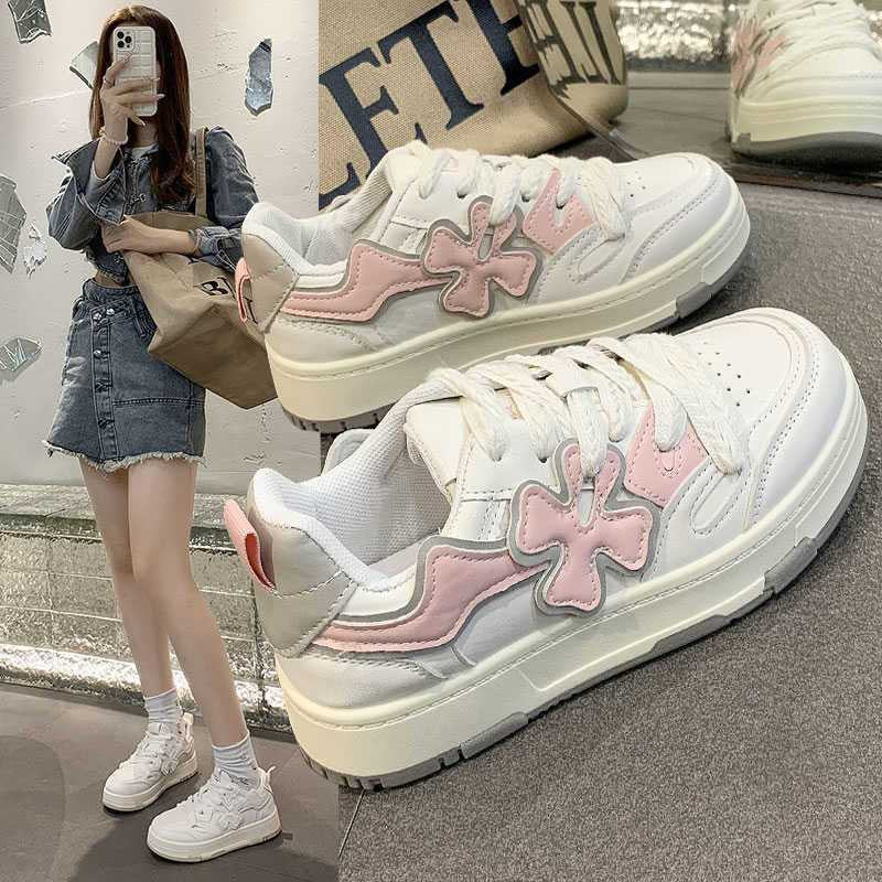 Damen Sneakers im modernen Floral-Design Echo Archiv