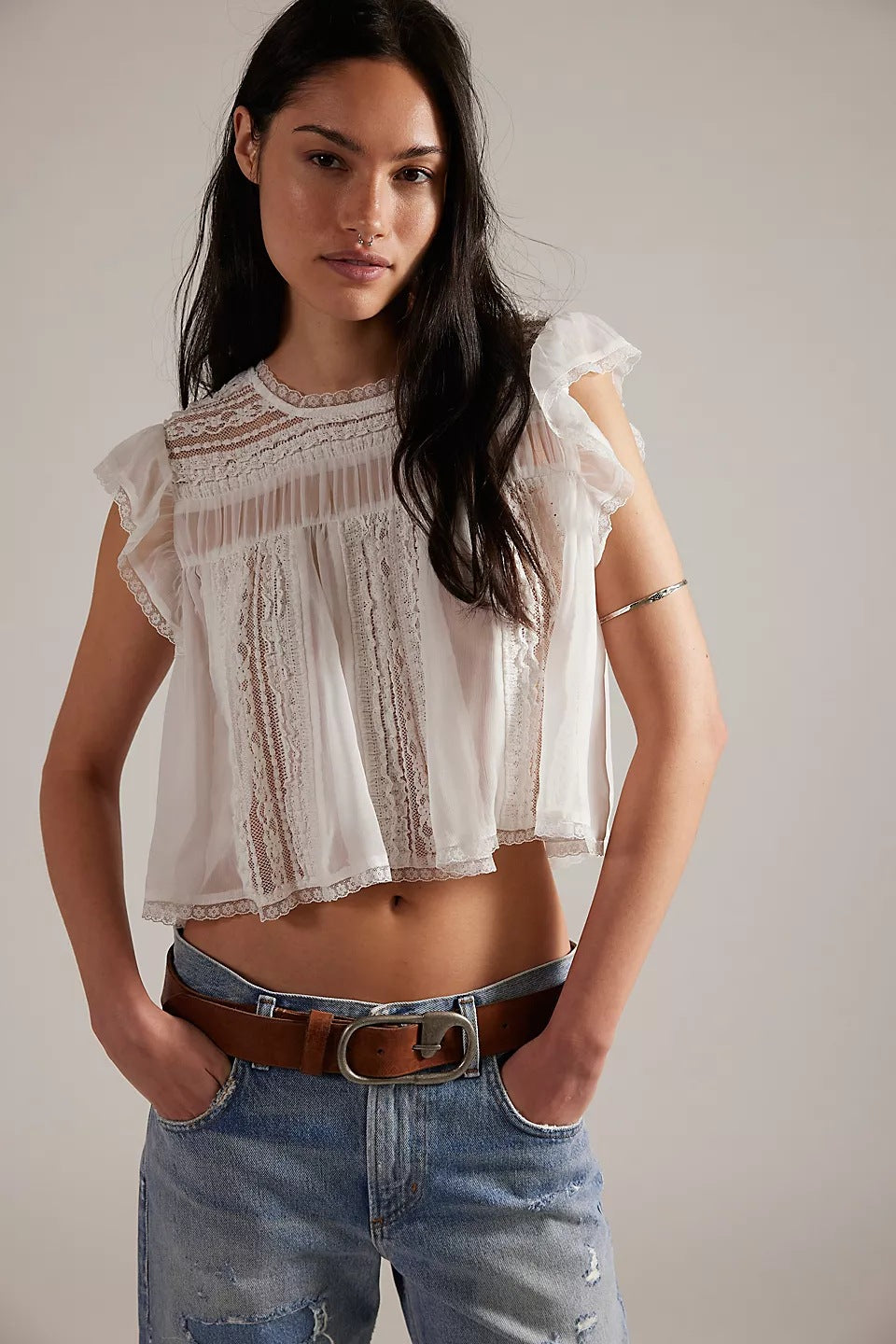 Damen Luftiges Spitzenoberteil mit Rüschendetails Echo Archiv