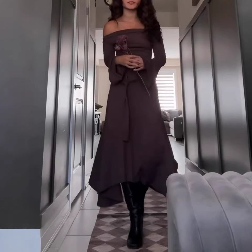 Damen Asymmetrisches Midikleid mit Wasserfallkragen, Glockenärmeln und seitlichem Ringdetail – Élara