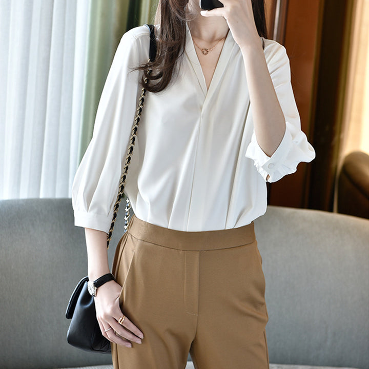 Damen Elegante Bluse mit Ballonärmeln Echoarchiv