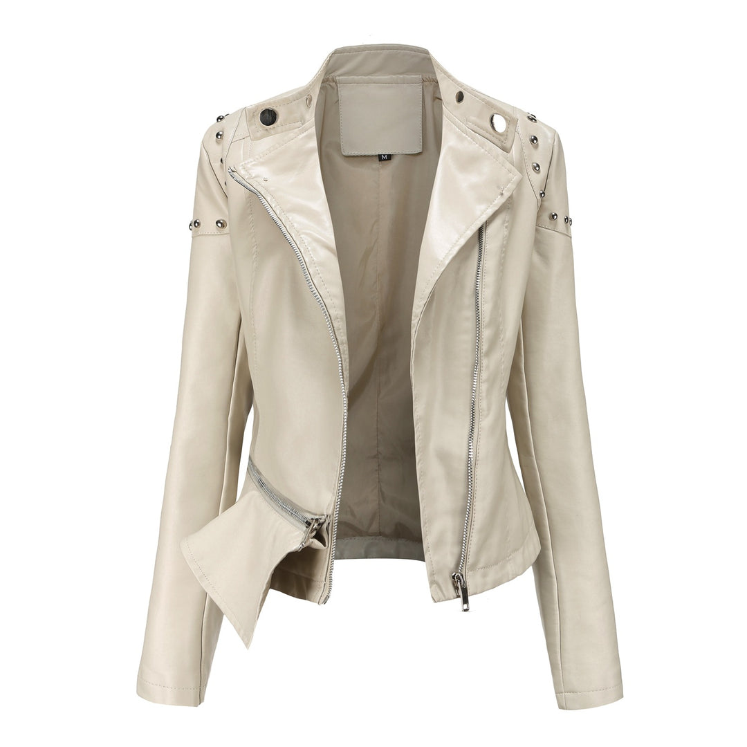 Damen nan asymmetrische Kunstleder-Bikerjacke mit Nietenapplikation und tailliertem Schößchen Echo Archiv