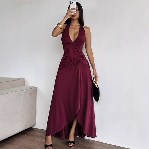 Damen Elegantes Halterkleid mit tiefem V-Ausschnitt und raffinierten Drapierungen Echo Archiv