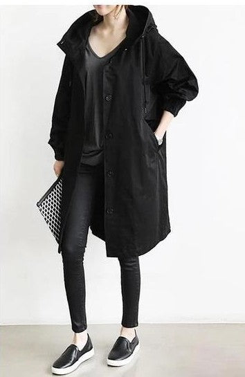 Damen nan leichter oversized Regenmantel mit Kapuze und verdeckter Knopfleiste Echo Archiv