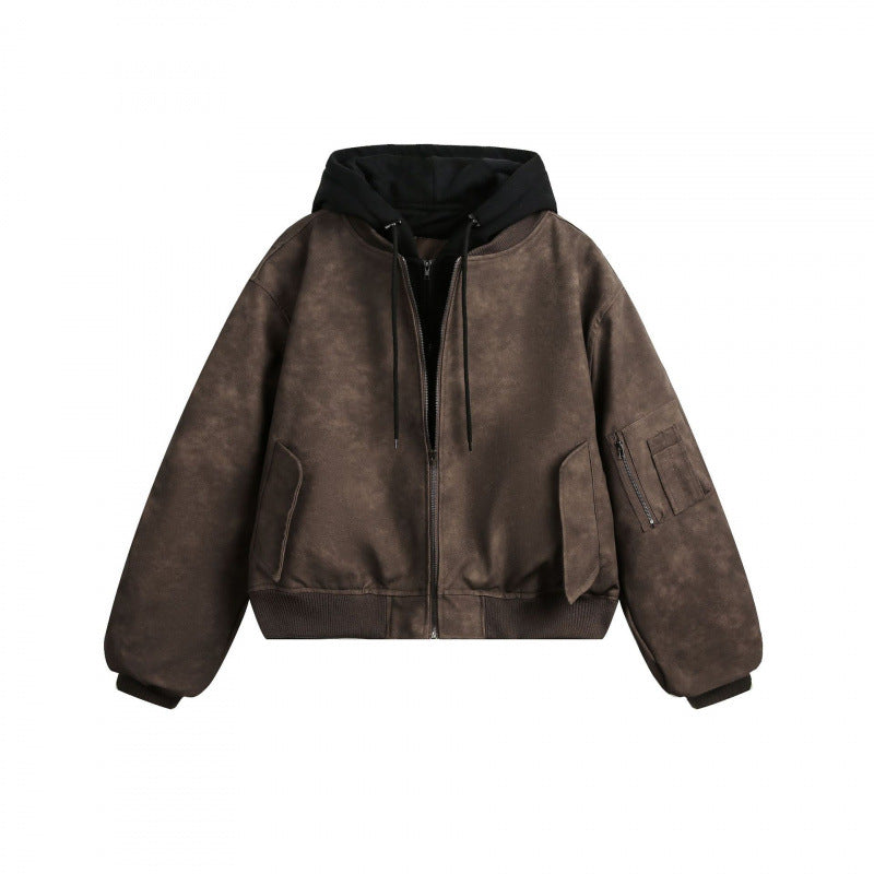 [Herren] Kurz geschnittene Bomberjacke im Vintage‑Velourslook mit integrierter Kapuze, funktionaler Ärmeltasche und gerippten Bündchen Echo Archiv