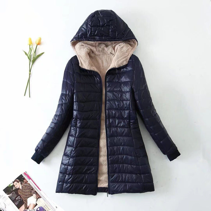 Damen nan gesteppter Steppmantel mit Teddyfutter, taillierter Silhouette und Kapuze Echo Archiv