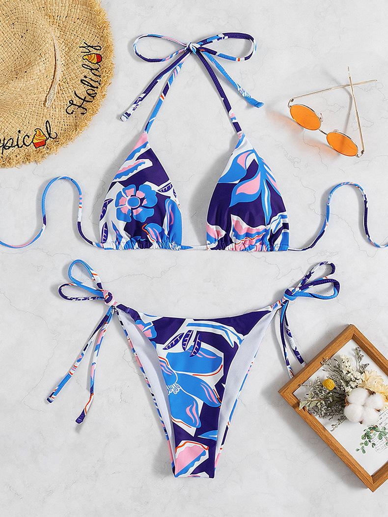 Damen Triangel-Bikini mit traumhaftem Blumendesign und raffinierten Schnürdetails Echo Archiv