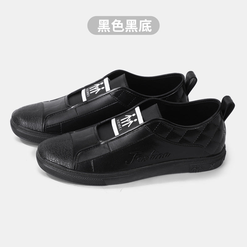 Damen Lässige Slip-On Sneaker in Lederoptik mit gesteppter Fersenpartie und kontrastierter Gummisohle Echoarhiv – Lioré