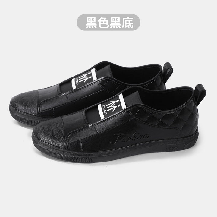 Damen Lässige Slip-On Sneaker in Lederoptik mit gesteppter Fersenpartie und kontrastierter Gummisohle Echoarhiv – Lioré