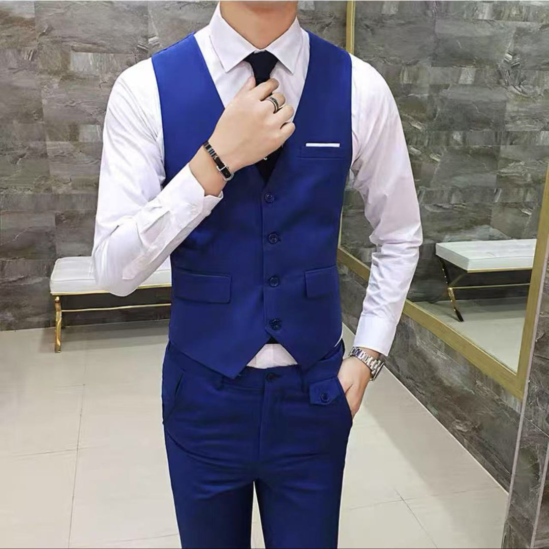 Herren eleganter Slim-Fit Anzug mit praktischen Taschen Echoarchiv