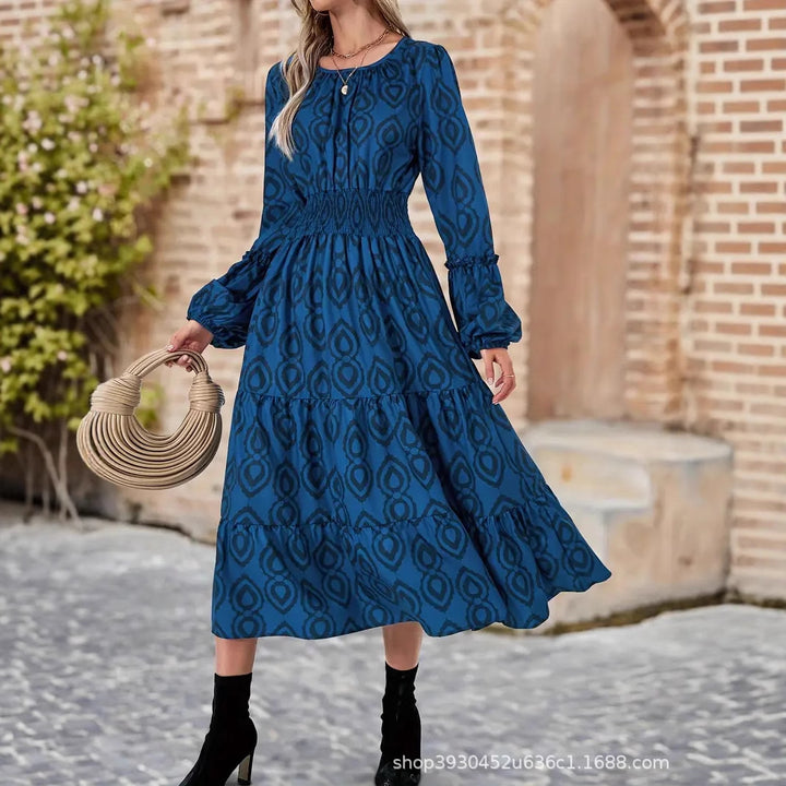 Damen Midikleid mit elastischem Smokbund, Stufenrock und Trompetenärmeln Echo Archiv