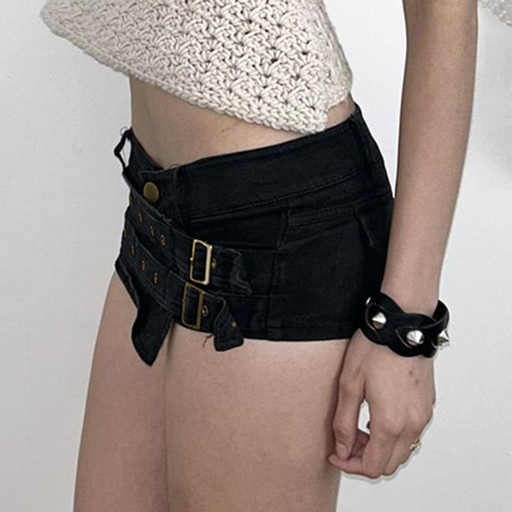 Damen Modische Shorts mit dekorativen Schnallen und Gürtelschlaufen Echo Archiv