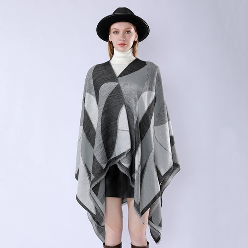 Damen Oversize-Poncho mit V-Ausschnitt und geometrischem Jacquard-Design Echo Archiv