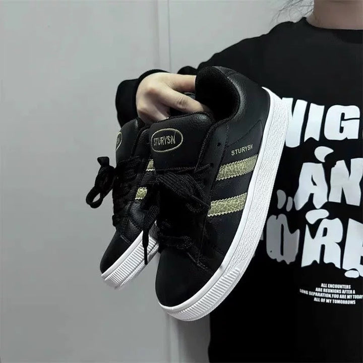 Damen Sportliche Sneaker mit klassischem Streifendesign Echo Archiv