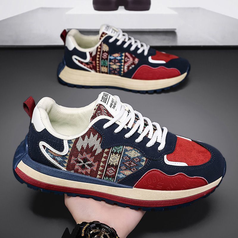 Damen Sportliche Sneaker mit einzigartigem textilem Design und dämpfender Sohle Echo Archiv
