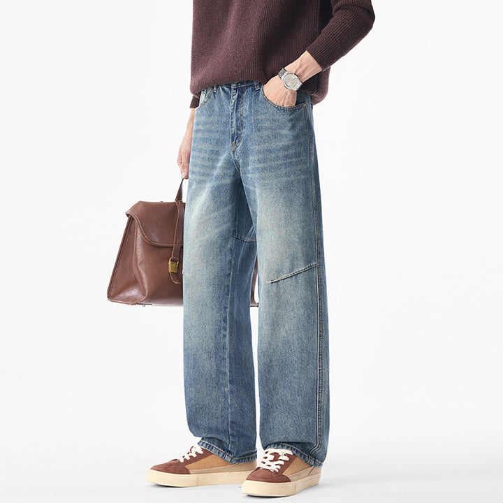 Herren Weite Denimhose mit komfortabler Bundhöhe und markanter Knie-Naht Echo Archiv
