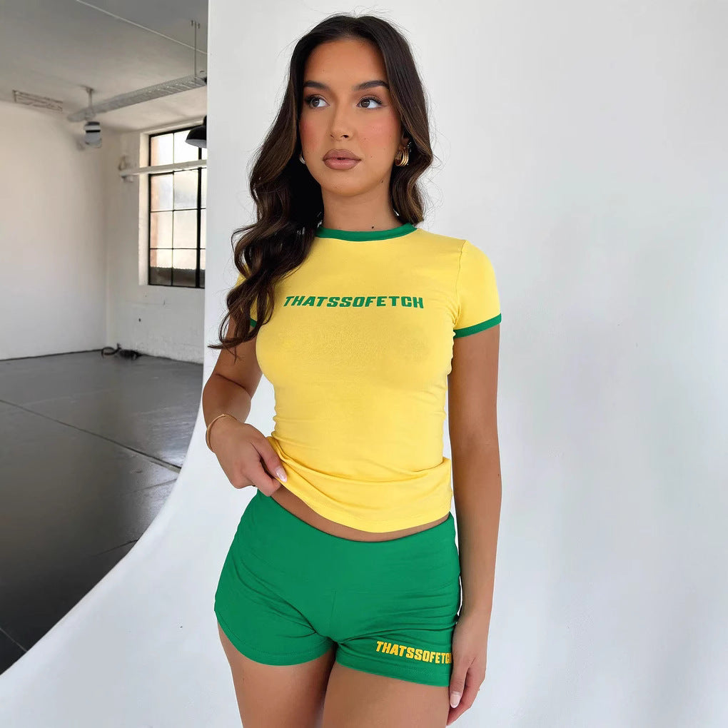 Damen Sportliches T-Shirt und Shorts-Set mit auffälligem Logo Echo Archiv