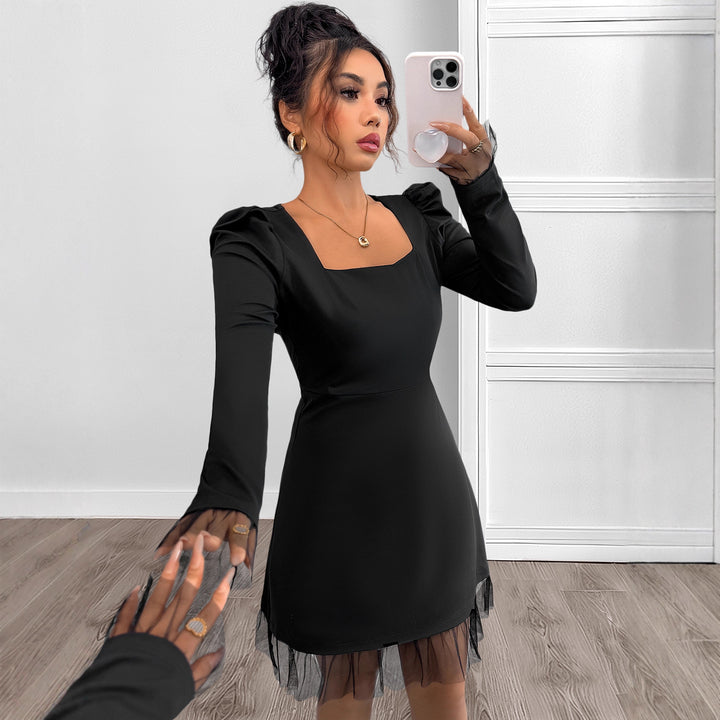Damen Elegantes Kleid mit Puffärmeln und transparentem Saum Echo Archiv