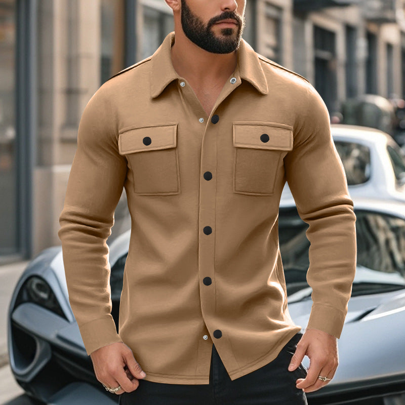 Herren modische Langarmjacke mit praktischen Brusttaschen und stylishen Knopfdetails Echoarchiv