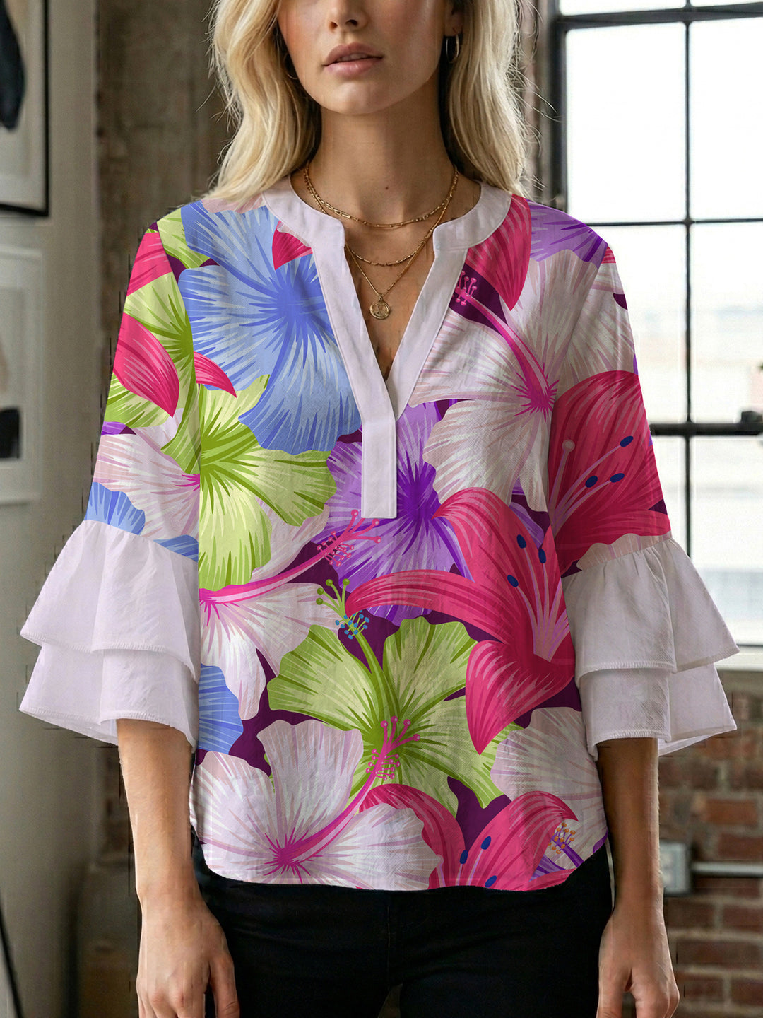 Damen Blusenshirt mit voluminösen Ärmeln und floralem Muster Echo Archiv