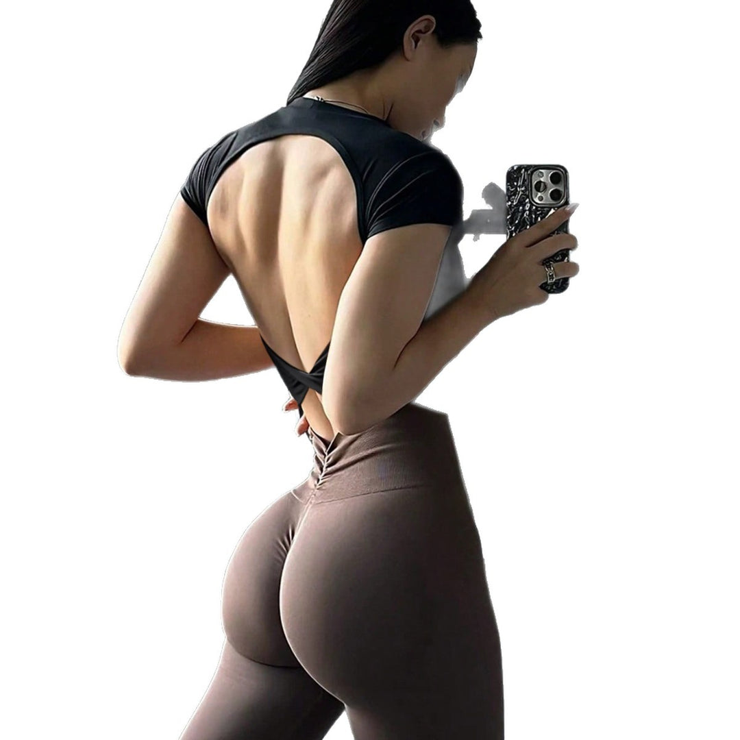Damen Sportliches Crop-Top mit offenem Rücken Echo Archiv