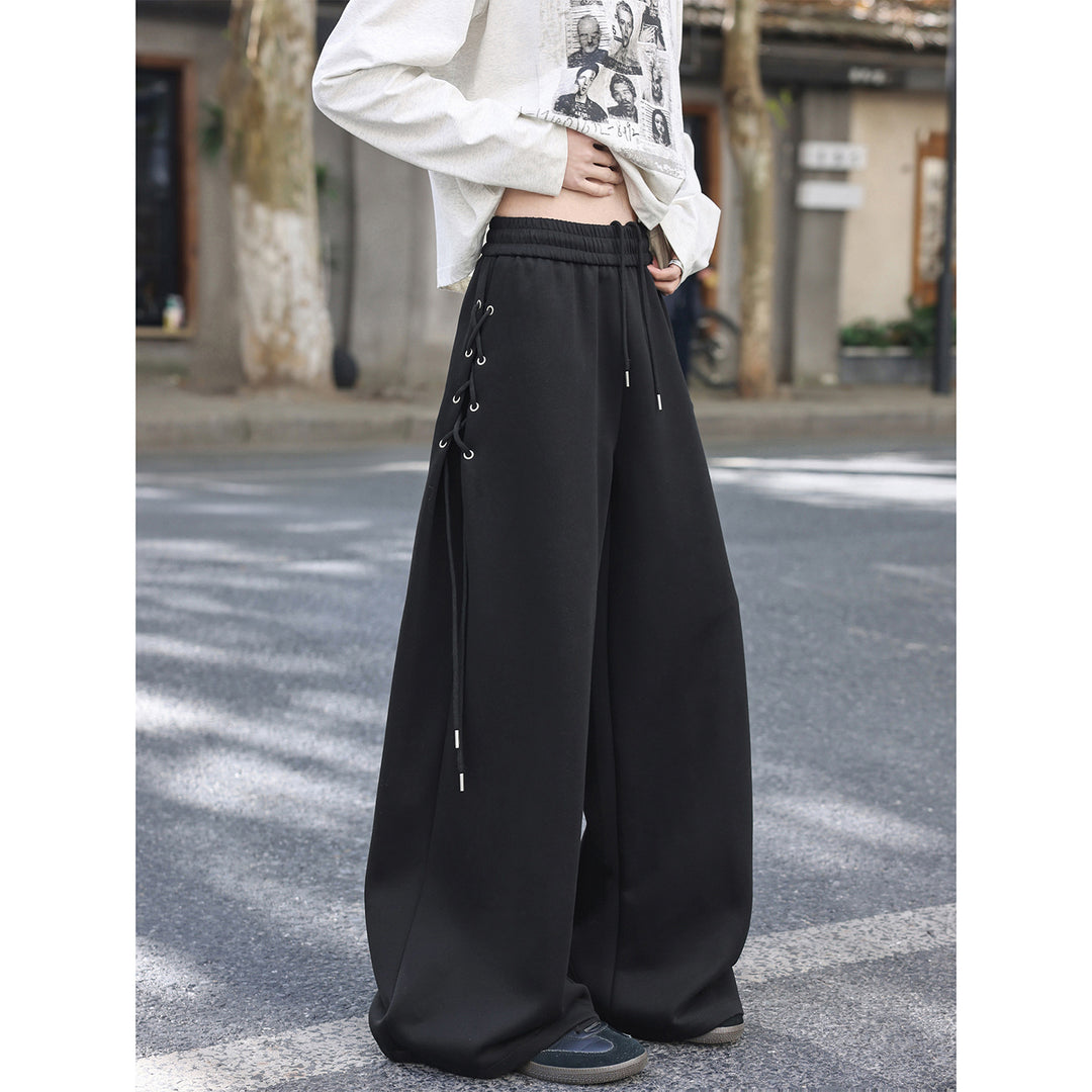 Damen Weitgeschnittene Freizeithose mit Schnürdetails Echoarchiv
