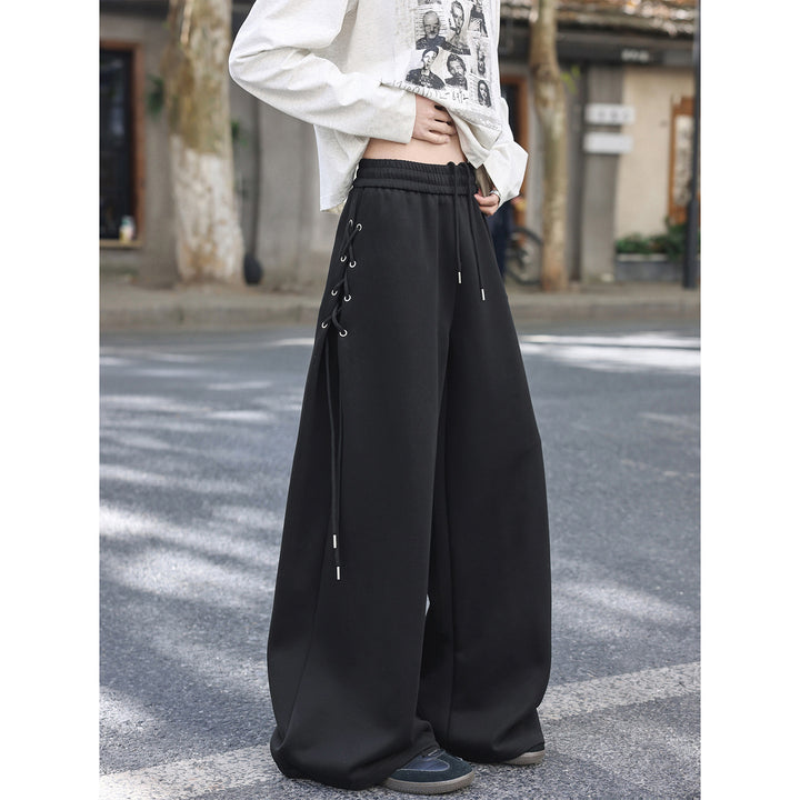 Damen Weitgeschnittene Freizeithose mit Schnürdetails Echoarchiv
