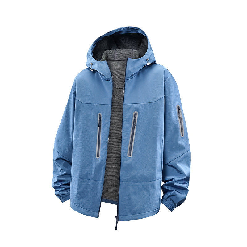 Herren Technische Softshell-Outdoorjacke mit Kapuze, versiegelten Reißverschlüssen und sportiver Regular-Fit Passform Echo Archiv